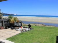 Tourist Rental Ahipara Tides Absolute Beachfront from Ahipara, Far North, Northland