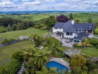 Tourist Rental Waitomo Boutique Lodge from Te Kuiti, Waitomo, Waikato