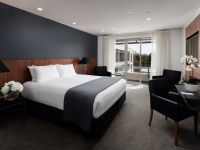 Tourist Rental Rydges Latimer Christchurch from Christchurch Central, Christchurch, Canterbury