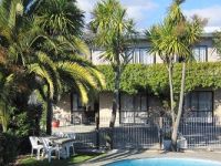 Tourist Rental Balmoral Motel from Christchurch, Christchurch, Canterbury