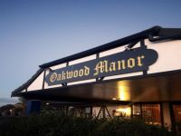 Tourist Rental Oakwood Manor Motor Lodge from Mangere, Manukau, Auckland