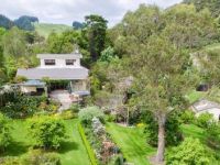 Tourist Rental Fothergills on Mimiha from Whakatane, Whakatane, Bay of Plenty