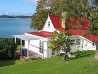 Tourist Rental Connells Bay - Boutique Seaside Cottage from Waiheke Island, Auckland, Auckland