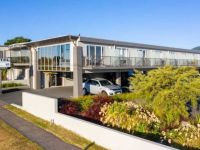 Tourist Rental Lake Taupo Motor Inn from Taupo, Taupo, Waikato
