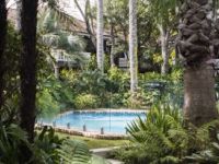 Tourist Rental Emerald Inn on Takapuna Beach from Takapuna, North Shore, Auckland