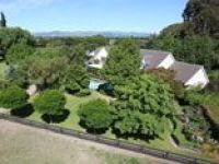 Tourist Rental Huntingdon Grange from Prebbleton, Selwyn, Canterbury