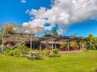 Tourist Rental YHA Raglan from Raglan, Waikato, Waikato