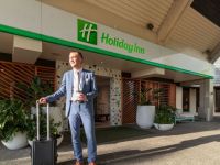Tourist Rental Holiday Inn Auckland Airport from Mangere, Manukau, Auckland