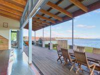 Tourist Rental Lake Terrace Taupo - Amazing Accom from Taupo, Waikato